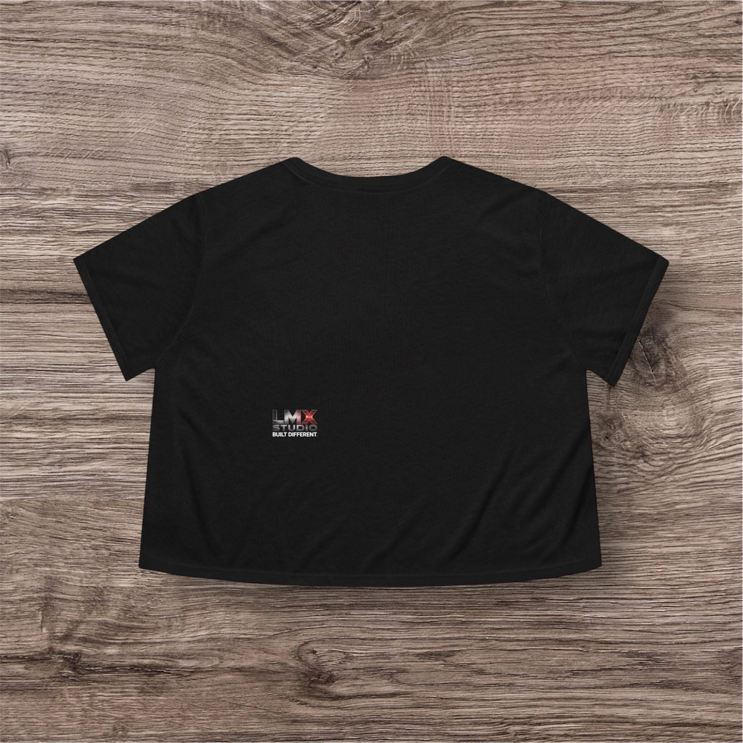 🔥 LMX Studio Women’s Flowy Cropped Tee – Limited Drop 🇺🇸